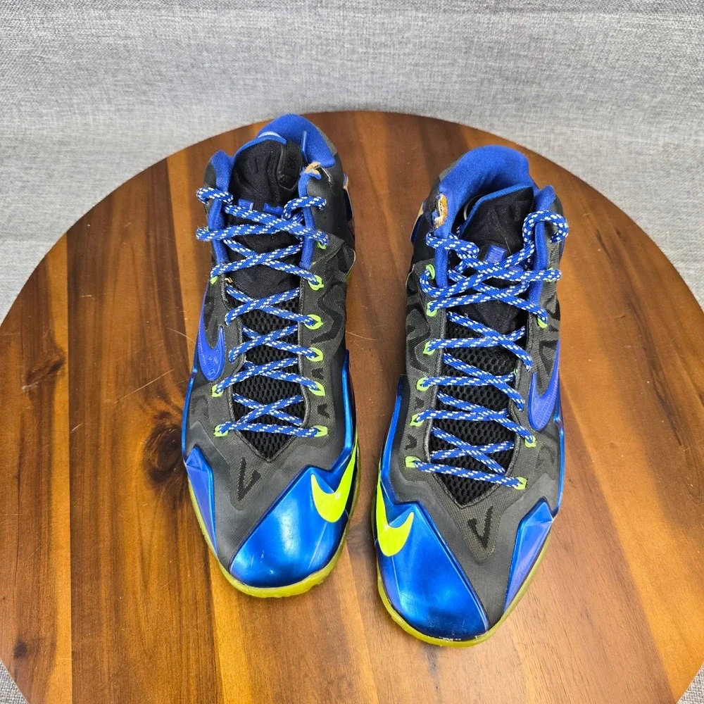 Nike LeBron 11 iD Custom Mens 9.5 Black Blue Volt Basketball Shoes 641216-991